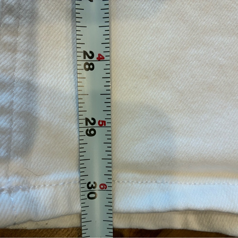 Good American White Straight Jeans - Picture 12 of 12